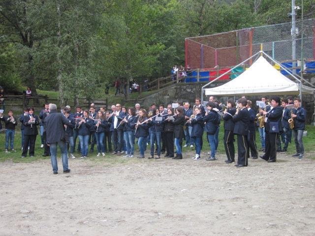 135